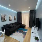 Franci\'S Apartment No1