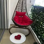 Franci\'S Apartment No1